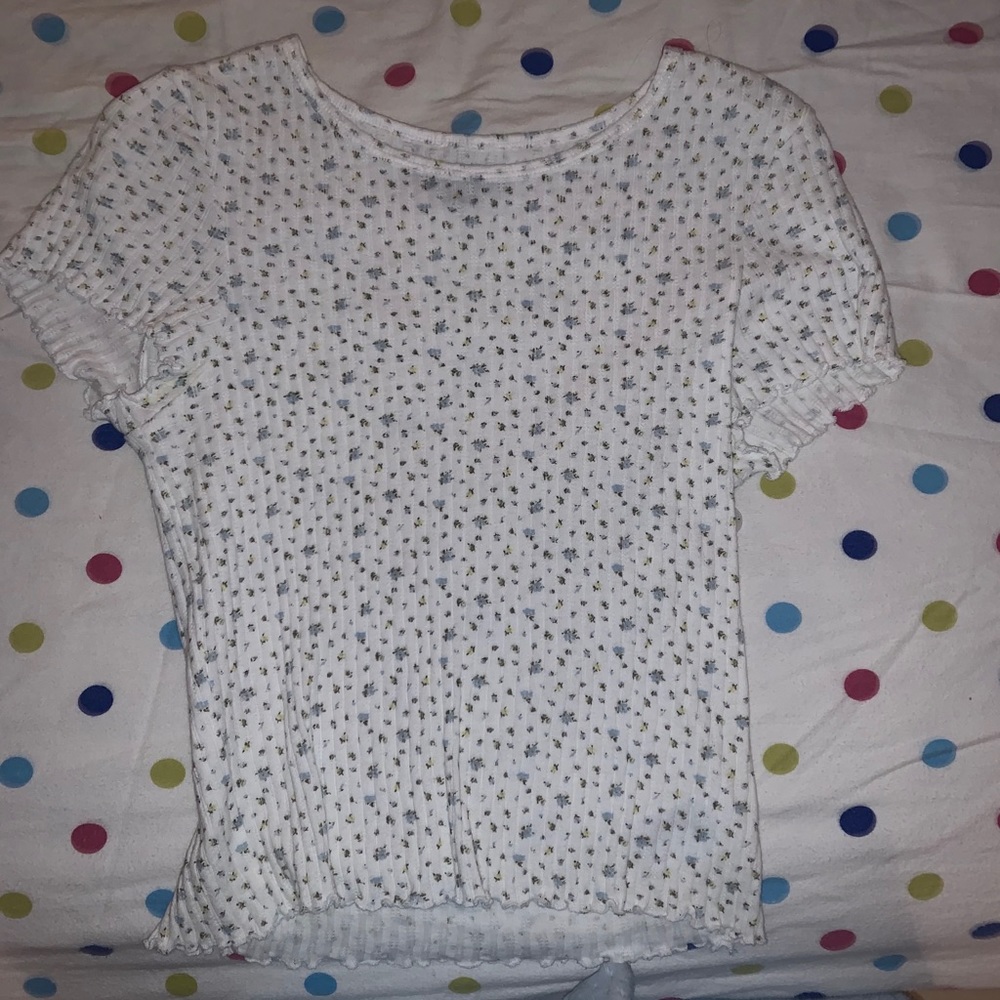 AE Ruffle Floral Top